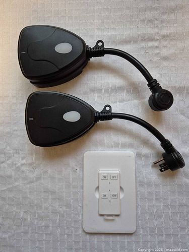 Prime Smart Outlets – Wireless Remote-Controlled Outdoor Outlet Set (2-Pack) (1 of 3)