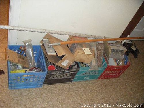 Lot #0050 (1 of 12)