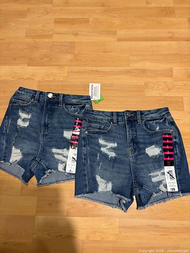 New Juniors NoBo Jean Shorts Size 1 and 3 (1 of 3)