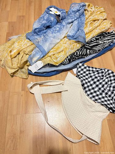 New Time and Tru Scarfs and Hats - 10 items  (1 of 5)