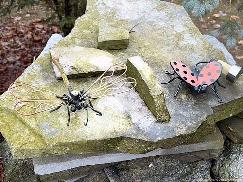 Metal Insect Garden Ornaments (1 of 5)
