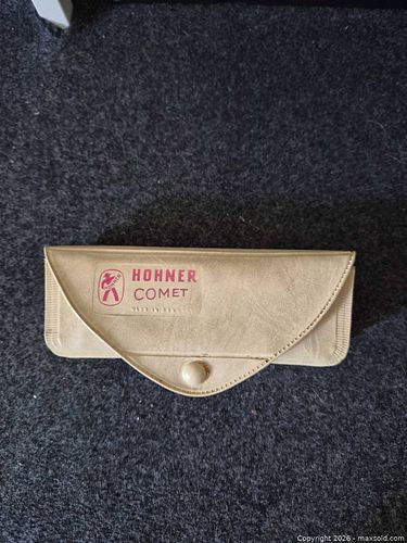 Hohner Comet Harmonica with Metal Cover Plates (1 of 5)