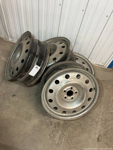 17” Steel Wheels B (1 of 9)