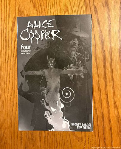 Alice Cooper #4 comic  (1 of 2)