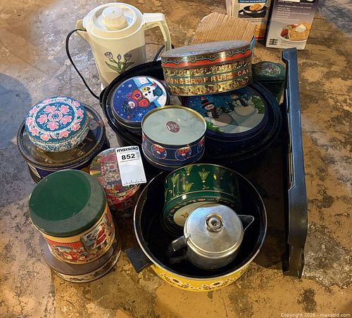 Cookie Tins and Small Kitchen Appliances (1 of 14)