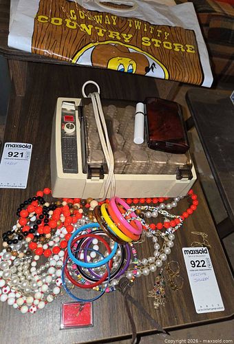 Costume Jewelry, vintage hot rollers (1 of 13)