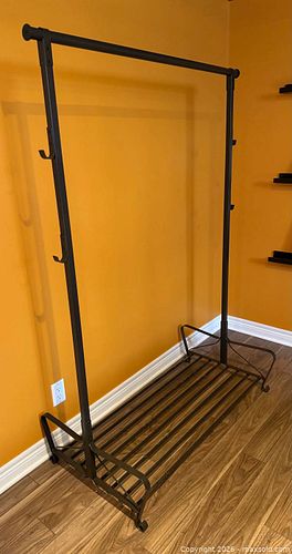Clothes Rack (1 of 4)