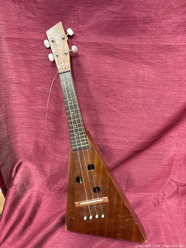 Lot #18 (1 of 3)