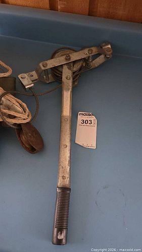 Lot #303 (1 of 11)