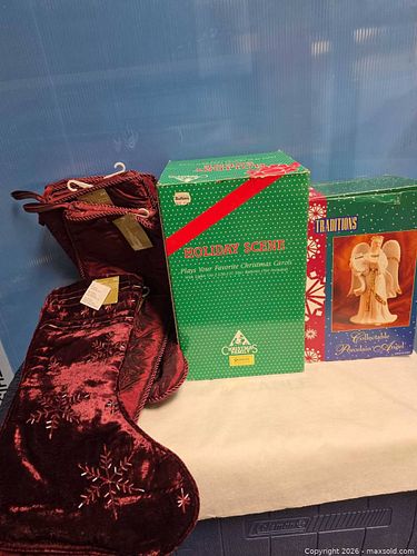 Lot of Miscellaneous Holiday/Christmas Group of stockings NEW (1 of 5)