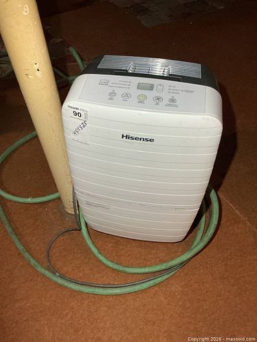 Dehumidifier B (1 of 7)
