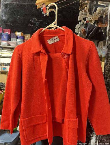 Yontel 100% Wool Italian 2-Piece Skirt and Blazer Set (1 of 4)