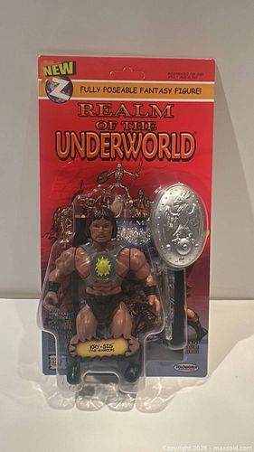 Lot #32 (1 of 4)