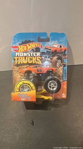 Lot #55 (1 of 4)