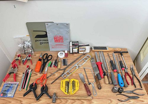 Assorted Hand Tools Lot (20+ items) (1 of 21)