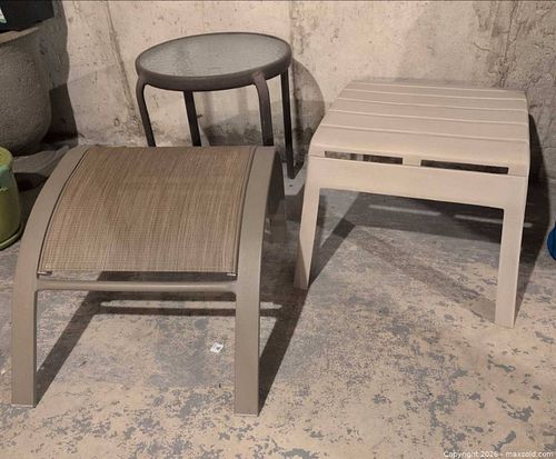 Patio Furniture Foot Stools and Table B (1 of 12)