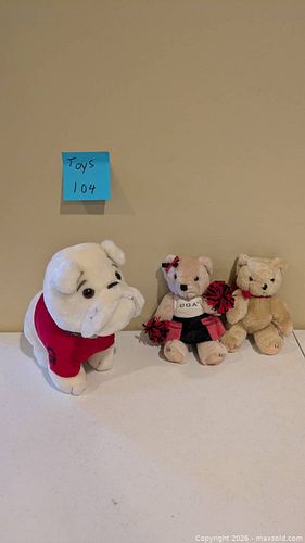 Lot #104 (1 of 1)