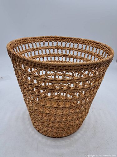 Lot #40 (1 of 5)