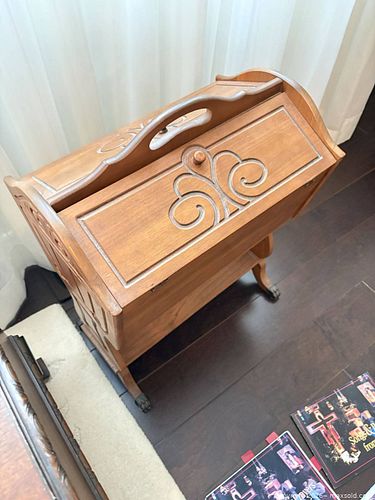 Vintage Mid-Century Wooden Sewing Box Cabinet on Wheels B (1 of 13)