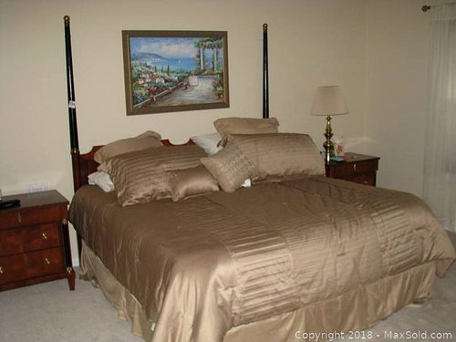 Lot #0254 (1 of 8)