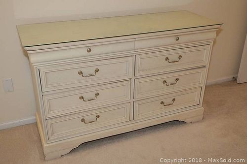Lot #0268 (1 of 10)