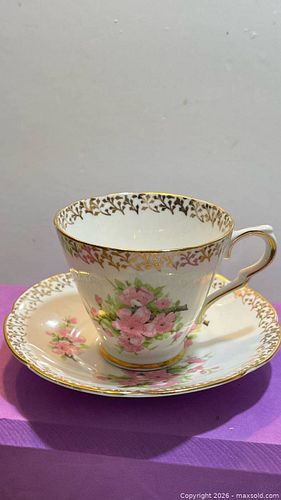 Collectible Collingwood  Teacup & Saucer  (1 of 6)