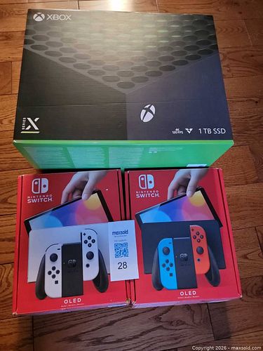Lot #28 (1 of 12)