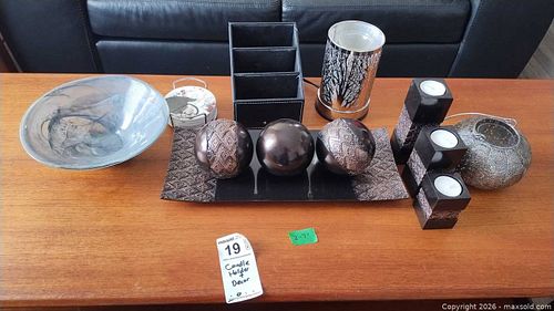 Lot #19 (1 of 9)
