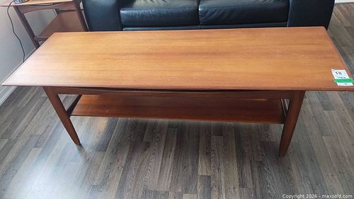 Lot #18 (1 of 8)