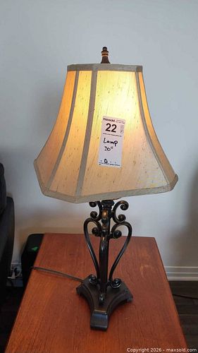 Lot #22 (1 of 7)