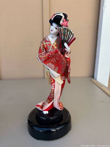 Lot #29 (1 of 4)