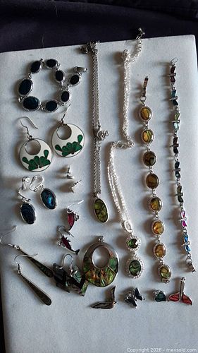 Collection Of Iridescent Jewellery (1 of 10)
