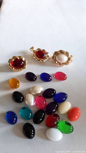 Interchangeable Costume Jewellery (1 of 5)