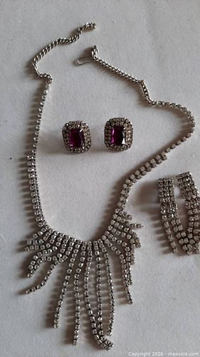 Swarovski Jewellery (1 of 5)