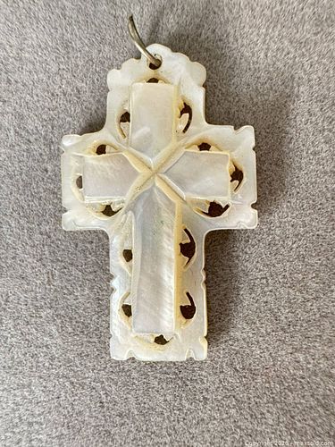 Mother of Pearl Cross Pendant, White Iridescent, 40 x 25 mm (1 of 5)