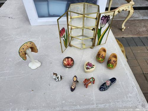 Assorted Vintage Miniature Collectibles Lot (10–12 Pieces) (1 of 6)
