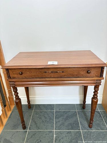 Lot #22 (1 of 12)
