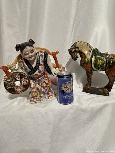 Porcelain Figurines (1 of 5)