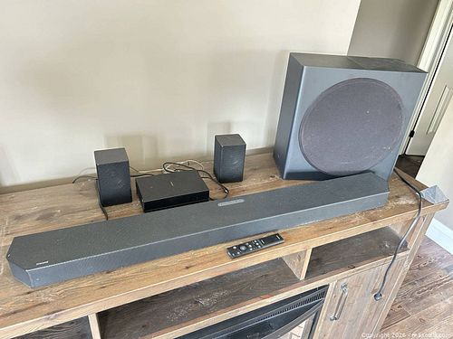 Samsung HW-Q910C Soundbar Home Theater System with Subwoofer (1 of 6)
