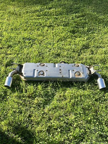 Lot #25 (1 of 4)