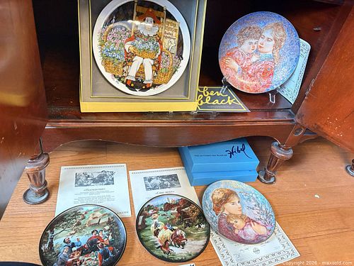 Collector Plates (1 of 13)