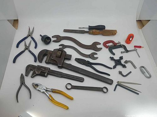 Assorted Hand Tools: Wrenches, Pliers, Screwdrivers, Clamps (1 of 17)
