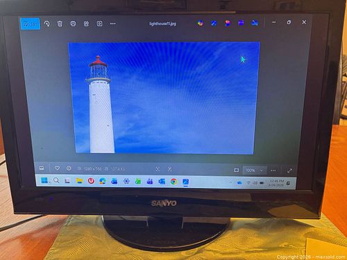 21” Sanyo tv (1 of 3)