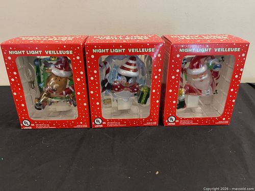 Lot #256 (1 of 4)
