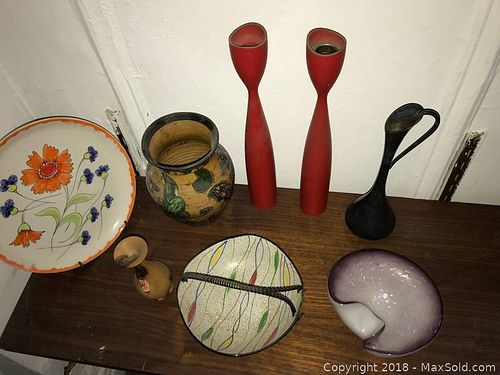 Lot #0579 (1 of 18)