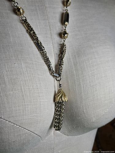 Jewelry. Gold tone necklace with hanging chain pendant (1 of 4)