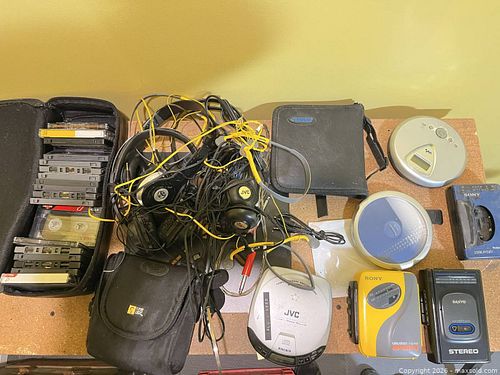 Cd players / cassette players (1 of 3)