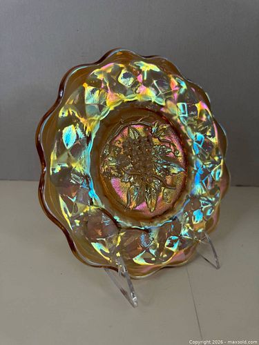 Imperial Heavy Grape Clambroth Carnival Glass Small Plate (1 of 5)