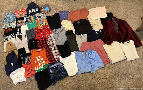 Mixed Sizes Clothing Lot — T-Shirts, Hoodies, Activewear (1 of 6)