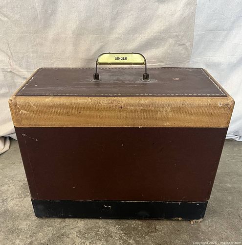 Lot #34 (1 of 10)